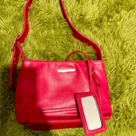 Nine West Handbags - Nine West red leather shoulder bag purse